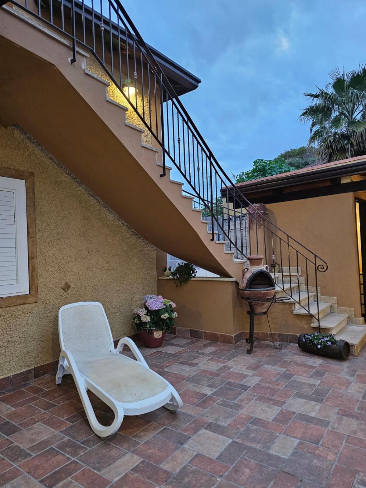 Casa Maya Brucoli Exteriör bild