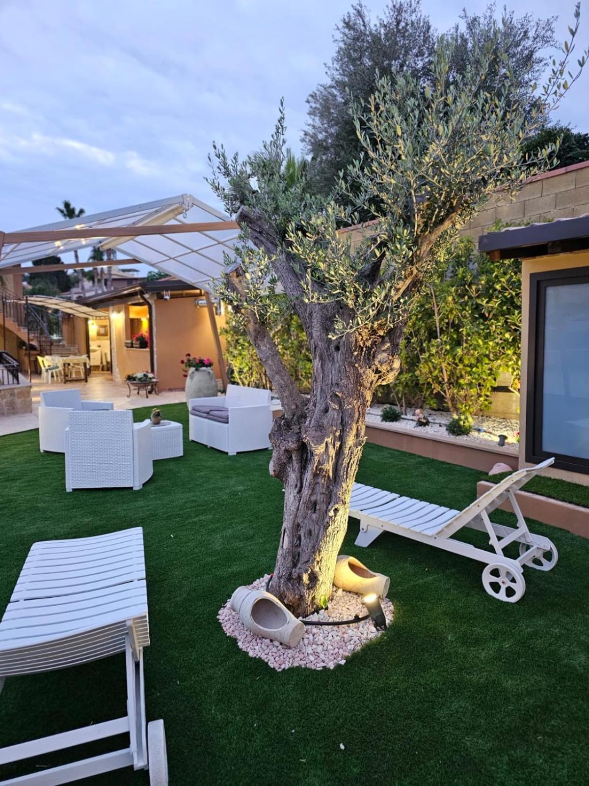 Casa Maya Brucoli Exteriör bild