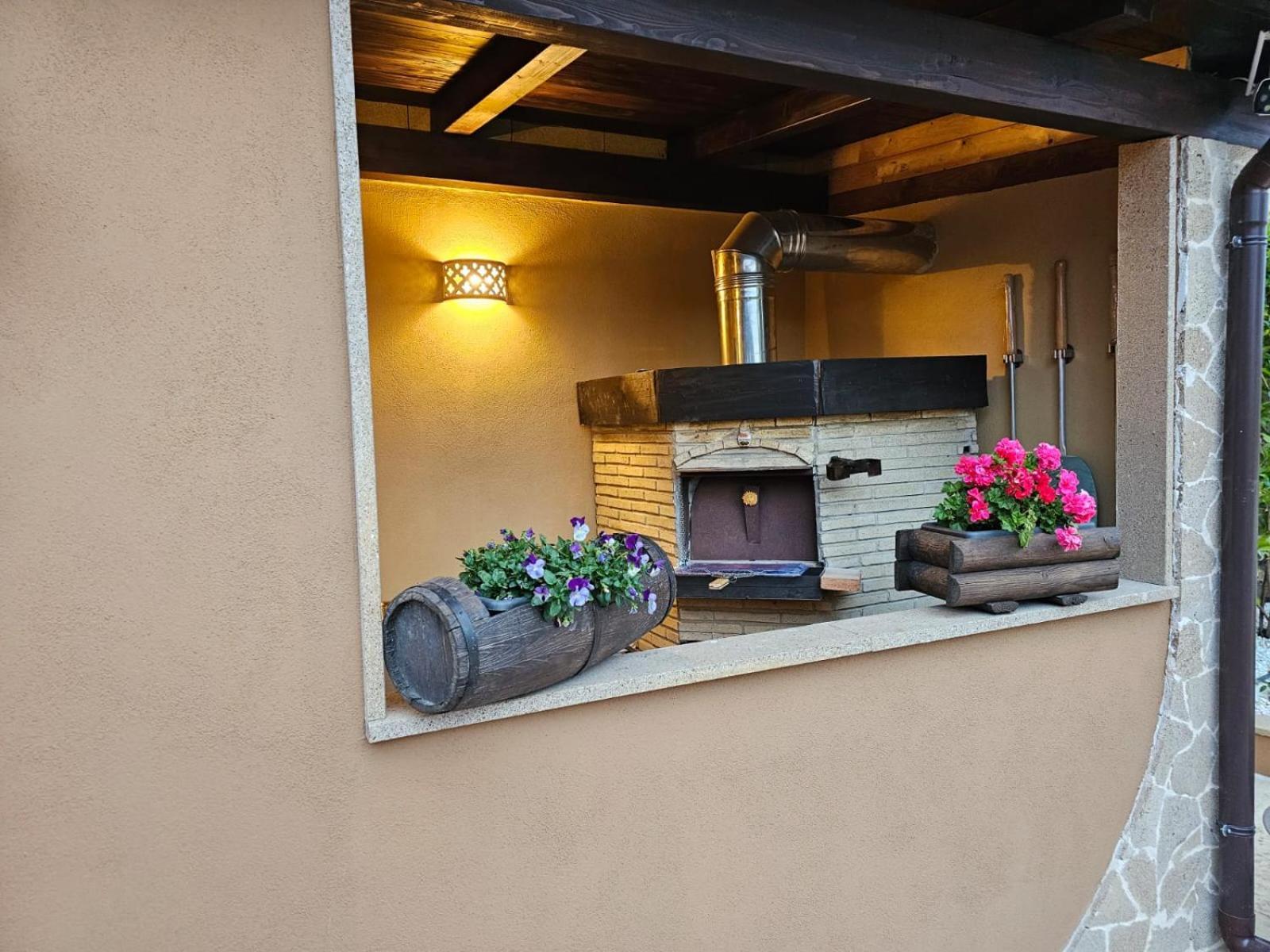 Casa Maya Brucoli Exteriör bild